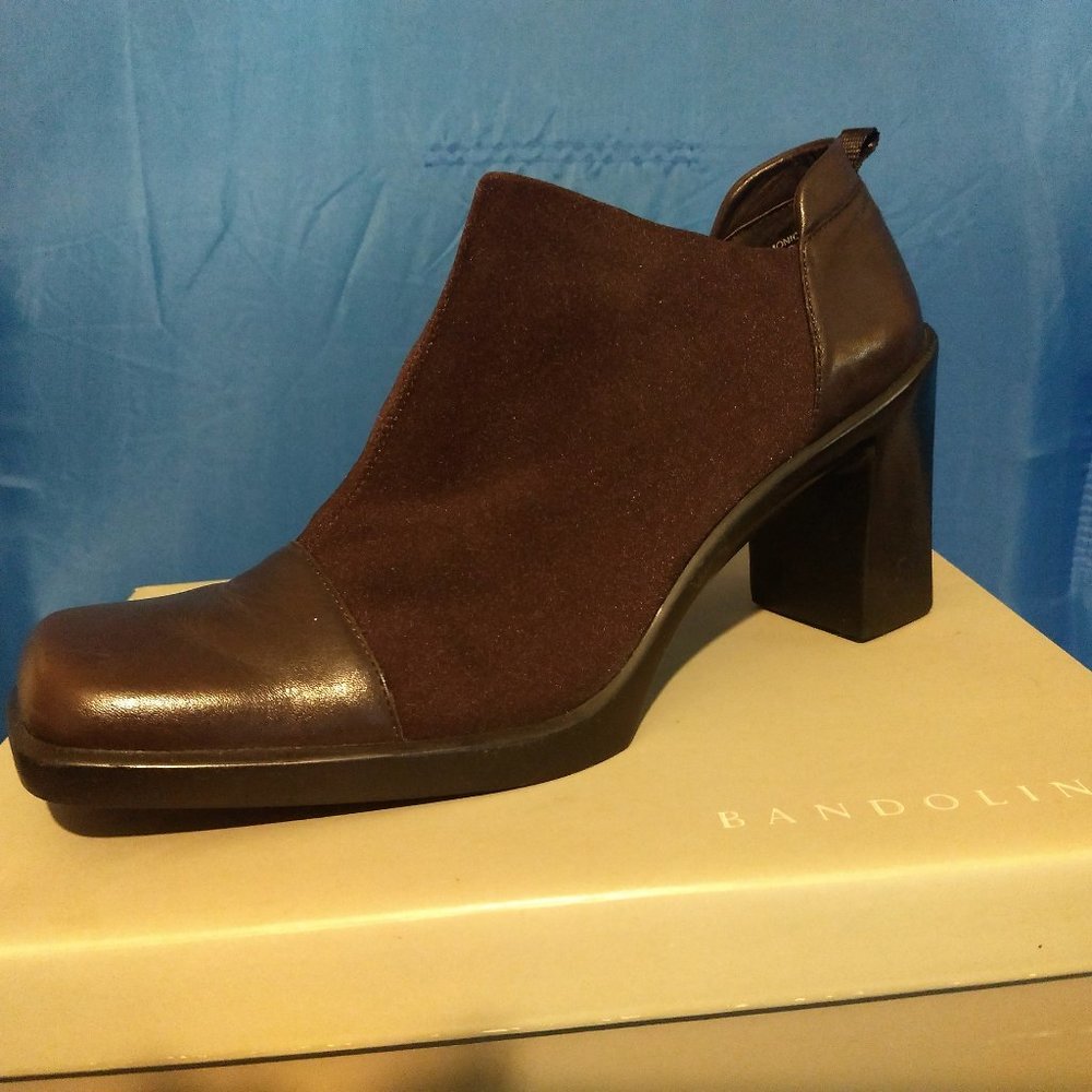 BANDOLINO Leather/Fabric Bootie 8.5 US
